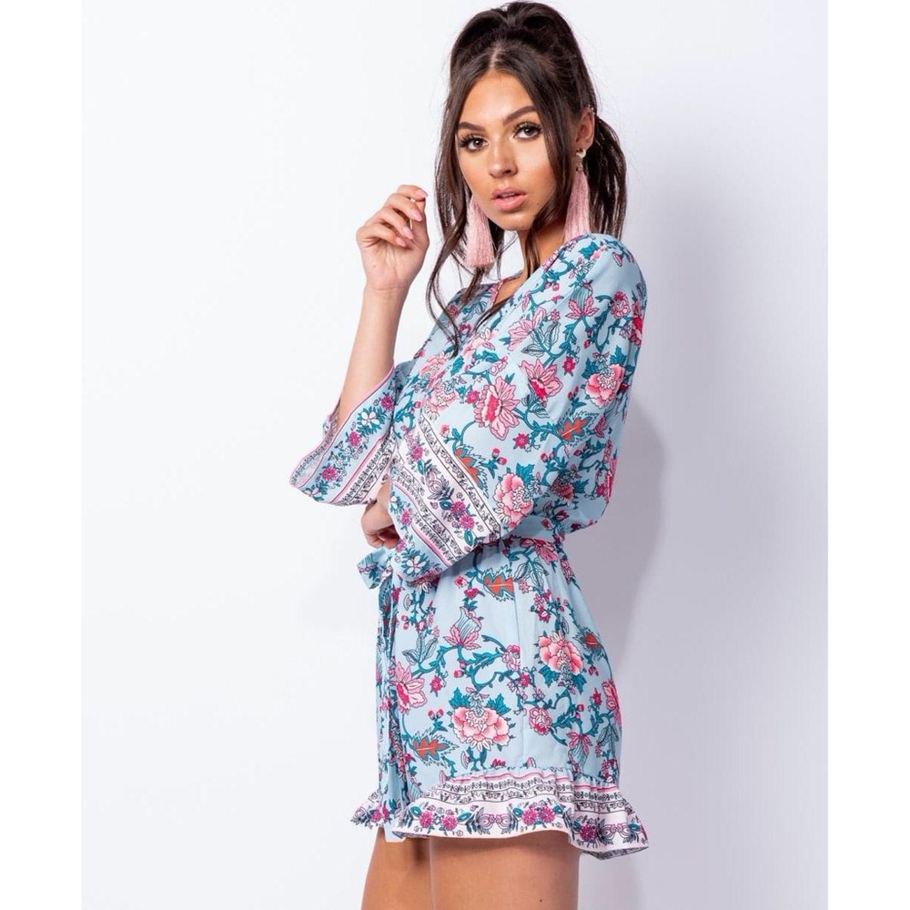 Floral Romper with Flared Sleeves - Picture 3 of 10